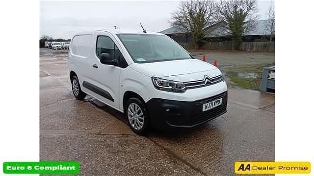 White Used 2021 Citroën Berlingo PureTech MPV | £10,499 (Super price) - Image 1/4