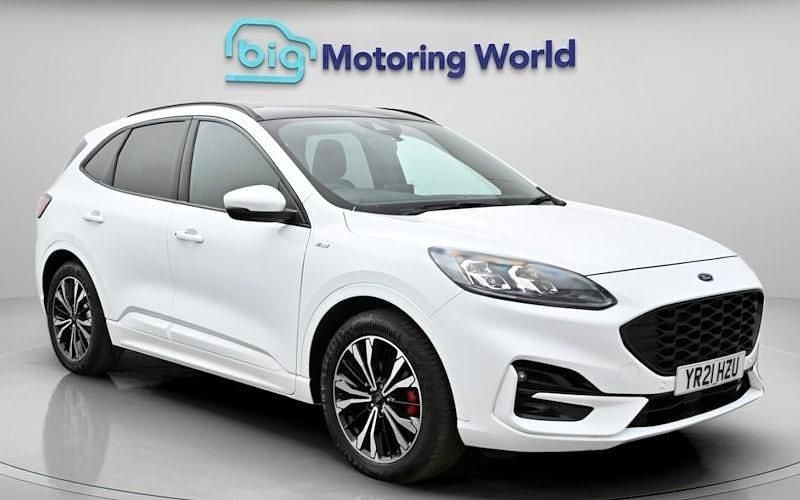 Used Ford Kuga ST-Line X 120 HP (88 kW) 2021 White SUV