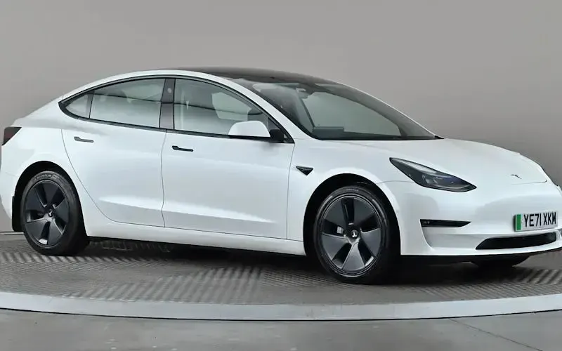 Used Tesla Model 3 Long Range AWD 258 kW (351 HP) 2023 Sedan