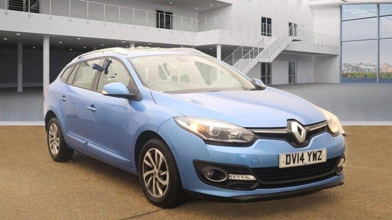 Blue Used 2014 Renault Mégane GrandTour Dynamique Estate | £2,990 (Super price) - Image 1/4