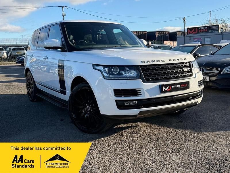White Used 2016 Land Rover Range Rover Vogue SE SUV | £17,995 (Good price) - Image 1/3