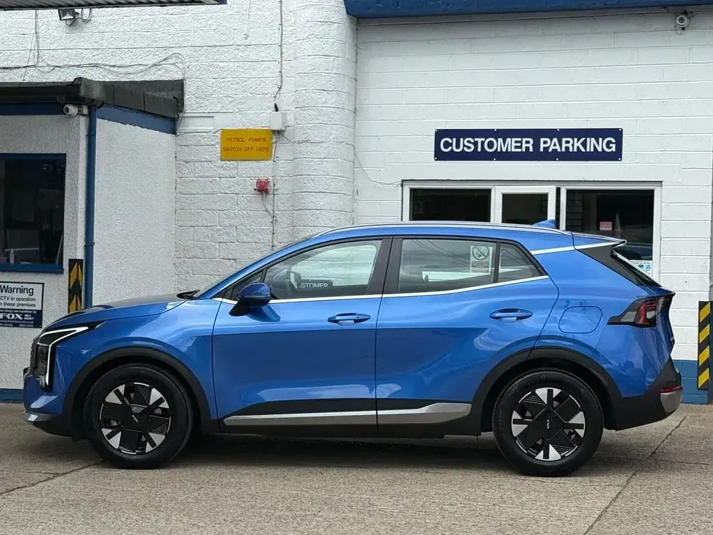 Used Kia Sportage 150 HP (110 kW) 2026 Blue SUV