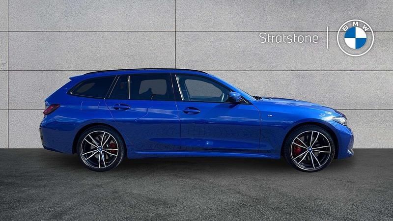 Used BMW 330e M Sport 288 HP (211 kW) 2024 Blue Estate