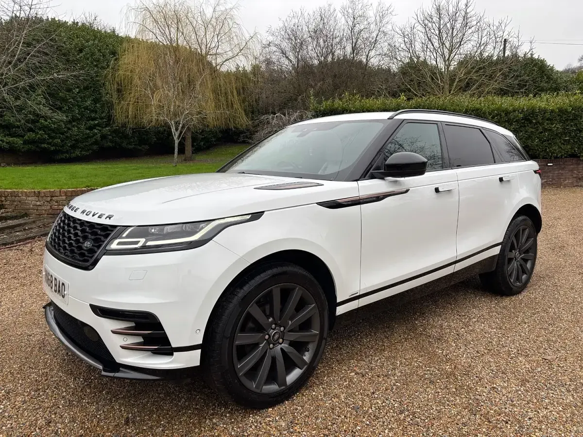 Used Land Rover Range Rover Velar HSE Dynamic 180 HP (132 kW) 2018 White SUV