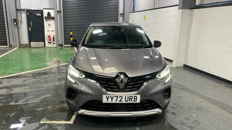 Used Renault Captur Evolution 142 HP (104 kW) 2023 Grey SUV