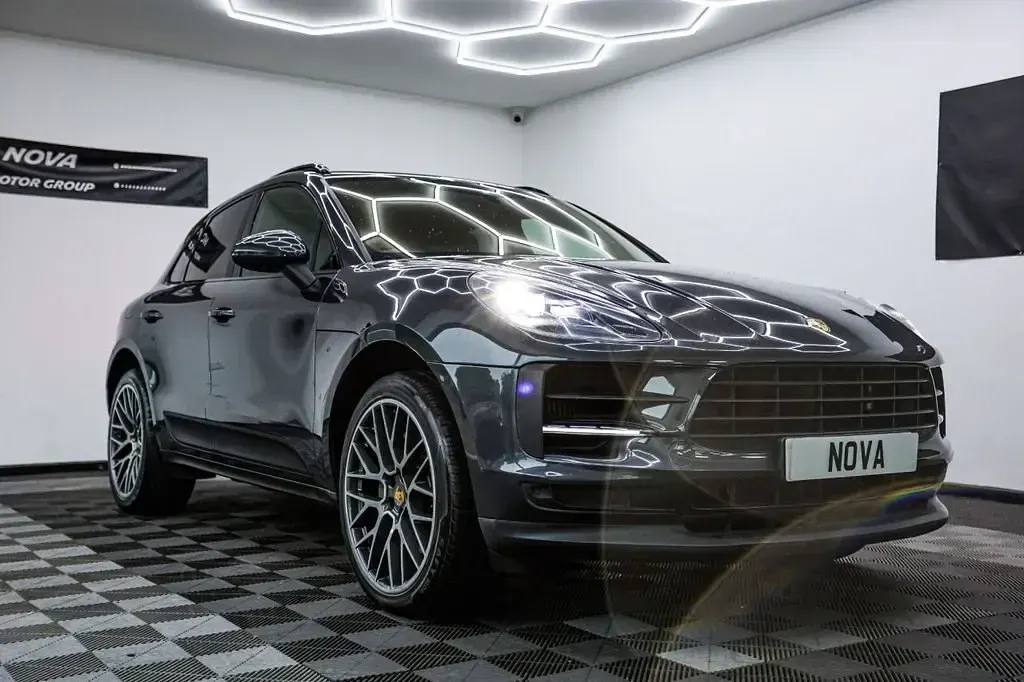 Usado Porsche Macan 354 HP (260 kW) 2019 Cinzento SUV
