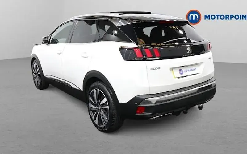 Used Peugeot 3008 Premium 131 HP (96 kW) 2020 White SUV
