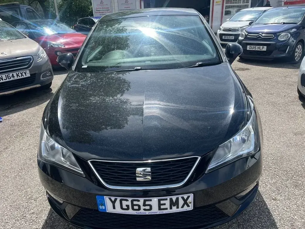 Usado Seat Ibiza I-Tech 105 HP (77 kW) 2015 Preto Coupé