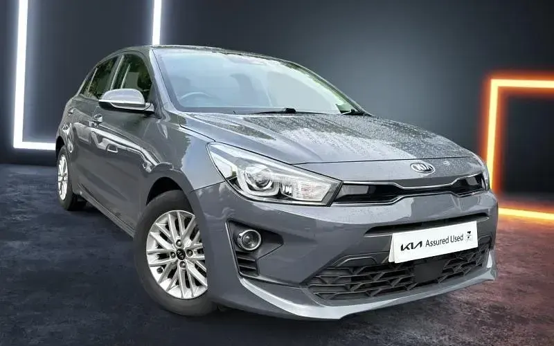Begagnad Kia Rio 101 HK (74 kW) 2022 Halvkombi