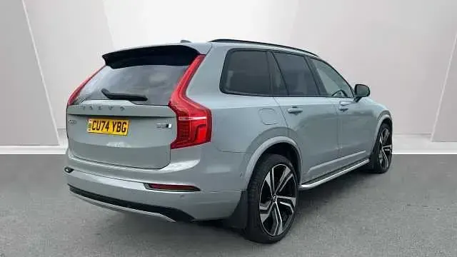 Begagnad Volvo XC90 Ultra 247 HK (181 kW) 2025 SUV