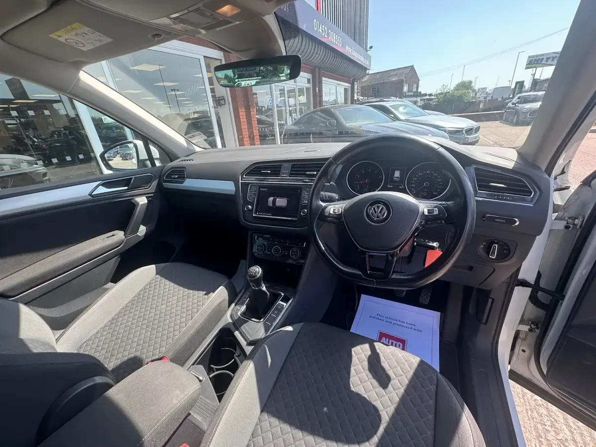 Used VW Tiguan SE 150 HP (110 kW) 2017 White SUV