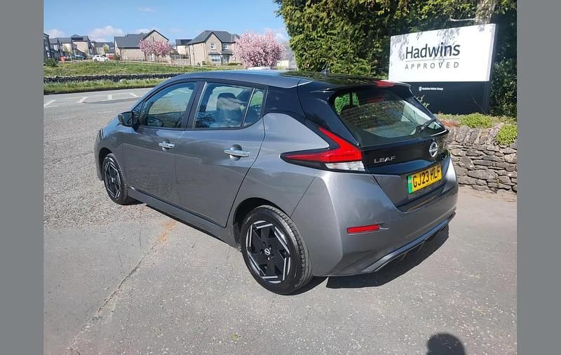 Used Nissan Leaf Acenta 108 kW (147 HP) 2023 Grey Hatchback