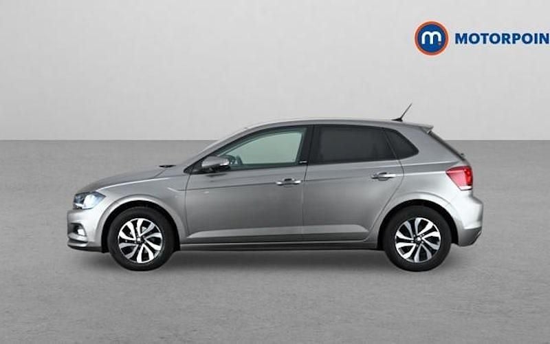 Usado VW Polo Active 95 HP (69 kW) 2021 Cinzento Citadino