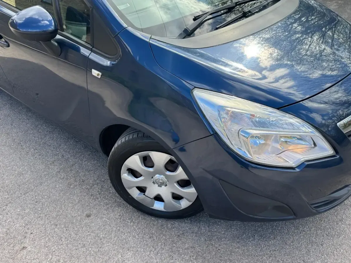 Second-hand Vauxhall Meriva 2011 Albastru Monovolum