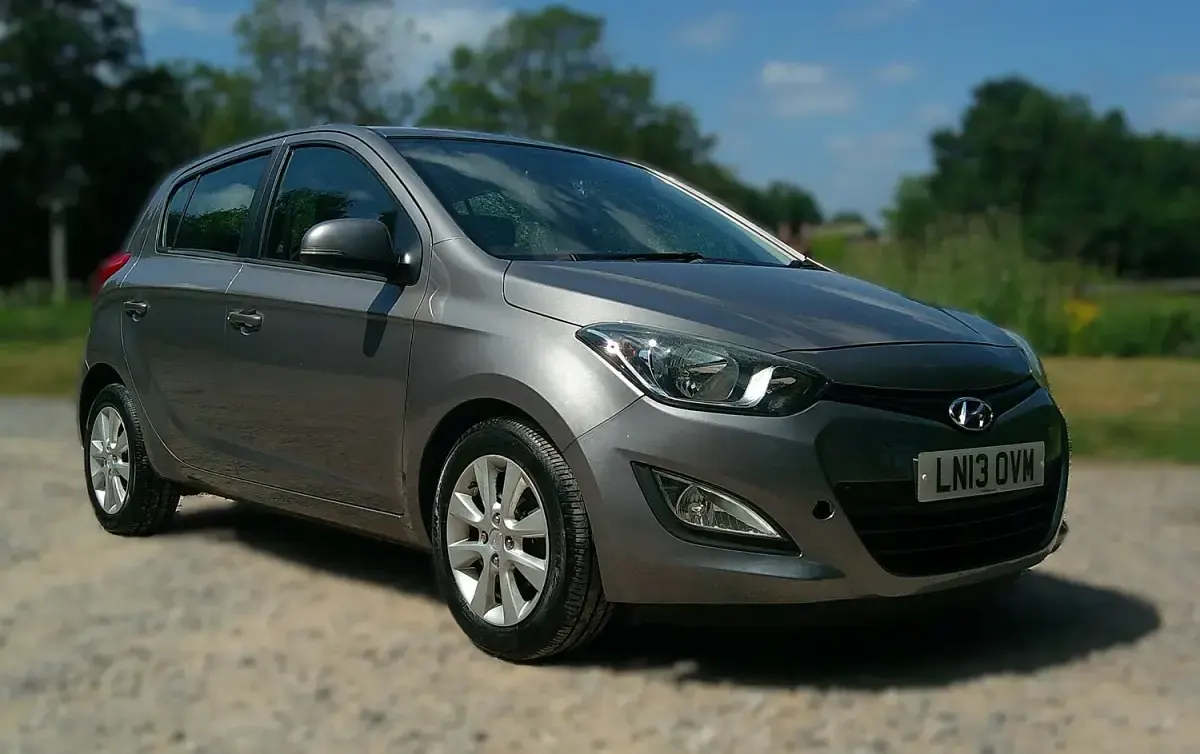 Used Hyundai i20 Active 85 HP (62 kW) 2013 Grey Hatchback