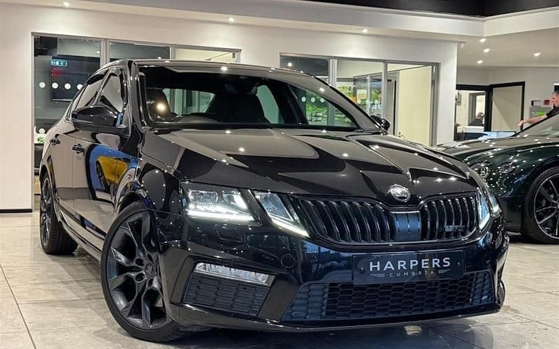 Used 2020 Skoda Octavia vRS Hatchback | £14,250 (Good price) - Image 1/3
