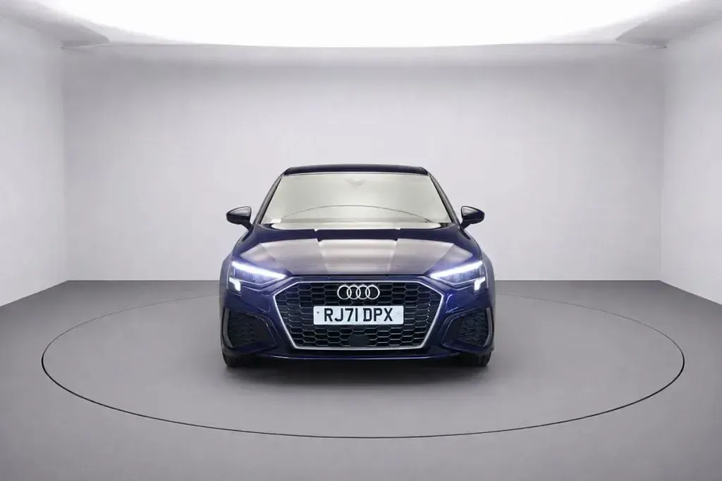 Used Audi A3 Sportback S-Line 204 HP (150 kW) 2021 Blue Hatchback