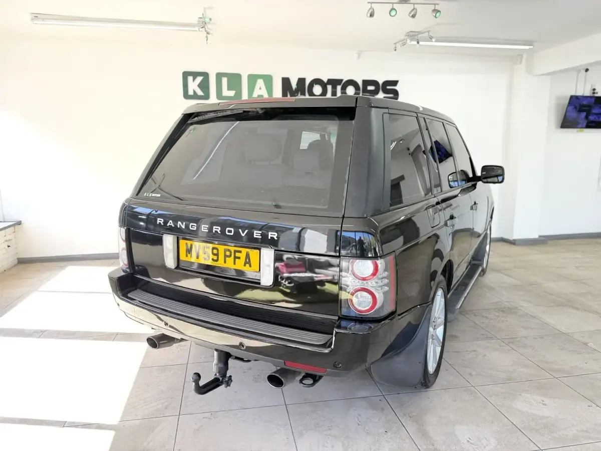 Gebraucht Land Rover Range Rover Vogue 271 PS (199 kW) 2009 Schwarz SUV