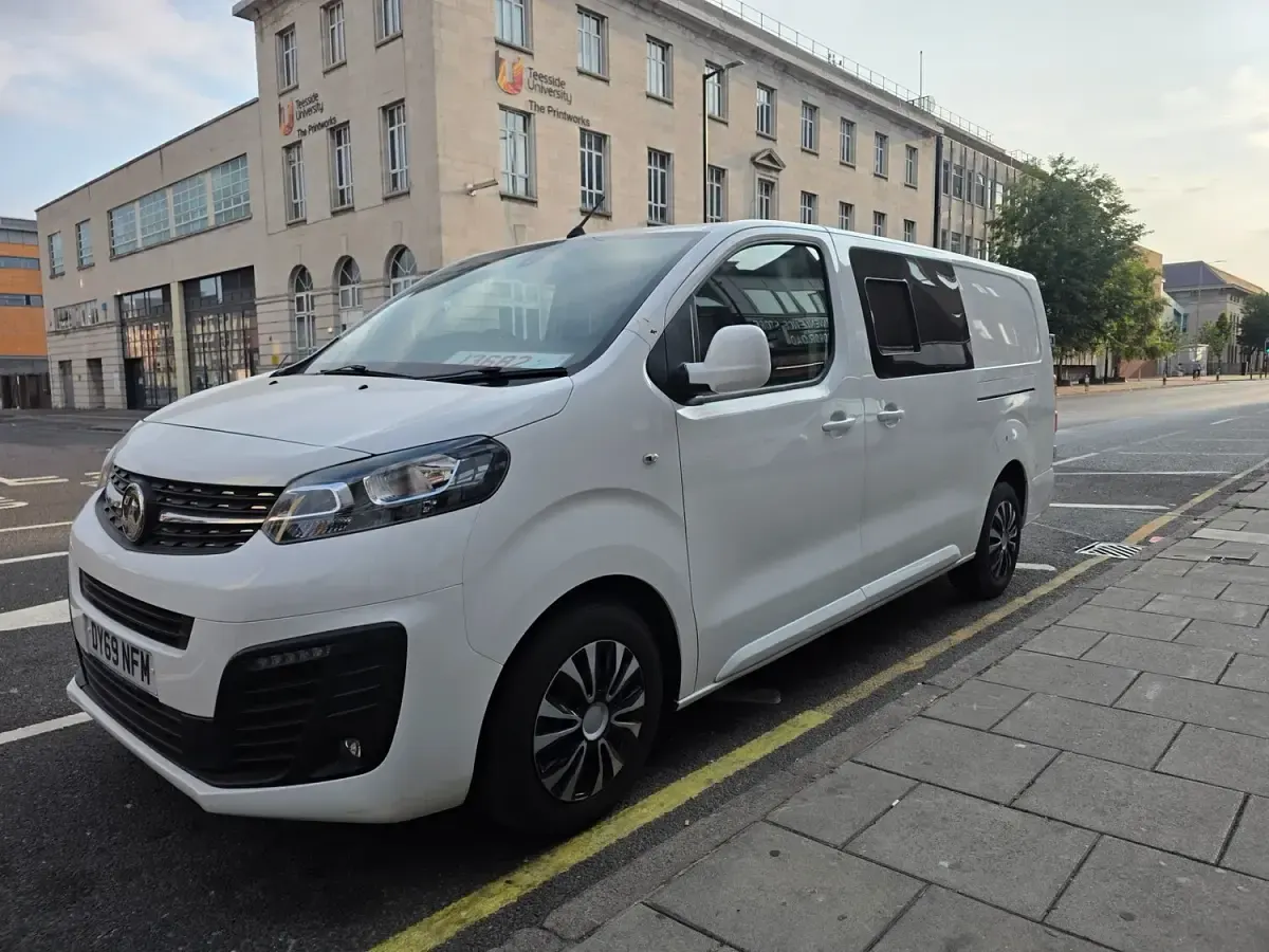 Used Vauxhall Vivaro Sportive 120 HP (88 kW) 2020 White MPV