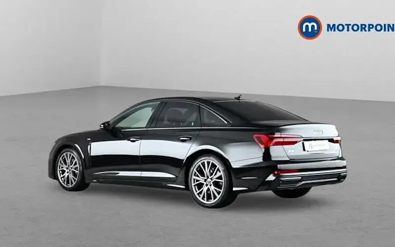 Usado Audi A6 Black Edition 265 HP (194 kW) 2021 Preto Sedan