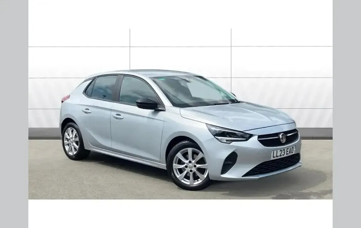 Used Vauxhall Corsa Design Edition 101 HP (74 kW) 2023 Hatchback