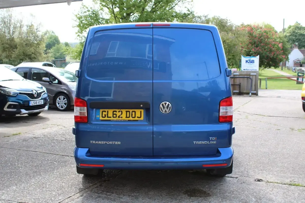 Usado VW Transporter Trendline 140 HP (102 kW) 2013 Azul Van