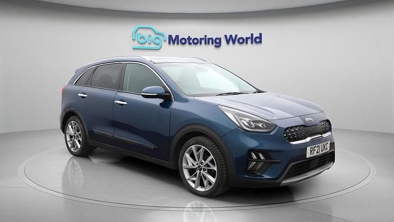 Used Kia Niro 139 HP (102 kW) 2021 Blue SUV