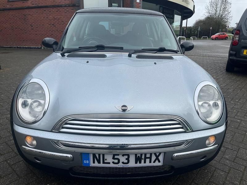 Used Mini Cooper Hatch 2003 Silver Hatchback