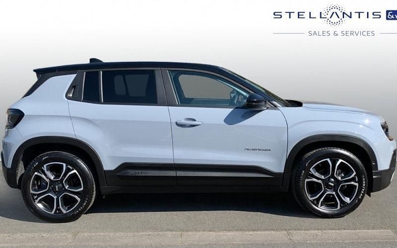 Used Jeep Avenger Summit 101 HP (74 kW) 2025 Black SUV