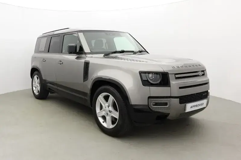 Used Land Rover Defender SE Dynamic 249 HP (183 kW) 2023 SUV