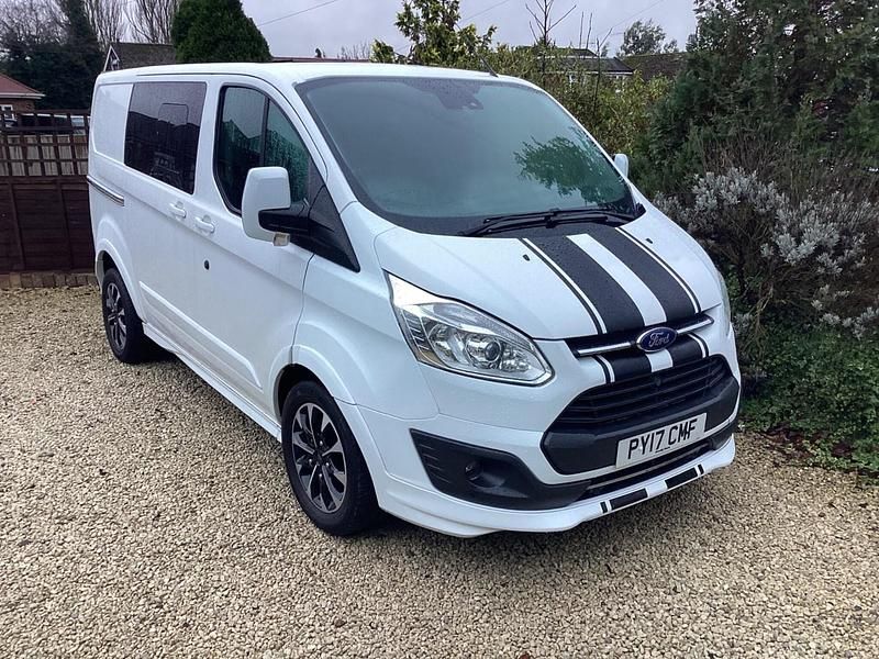 Used Ford Transit Custom Sport 170 HP (125 kW) 2017 White Van