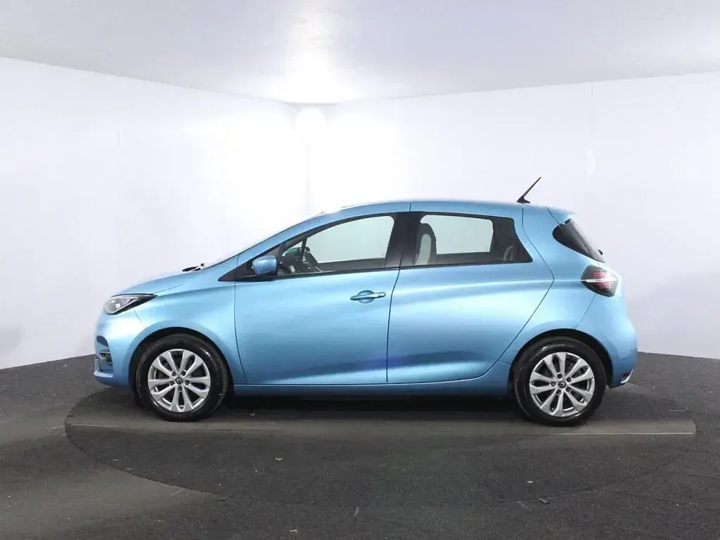 Used Renault Zoe Iconic 100 kW (136 HP) 2021 Blue Hatchback