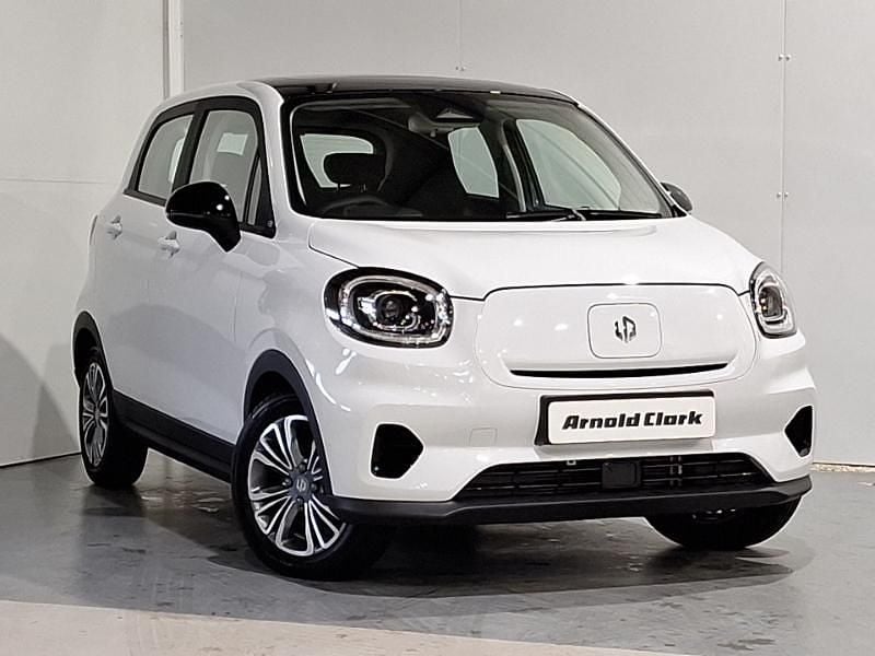 White New 2025 Leapmotor T03 Hatchback | £14,498 (Fair price) - Image 1/4