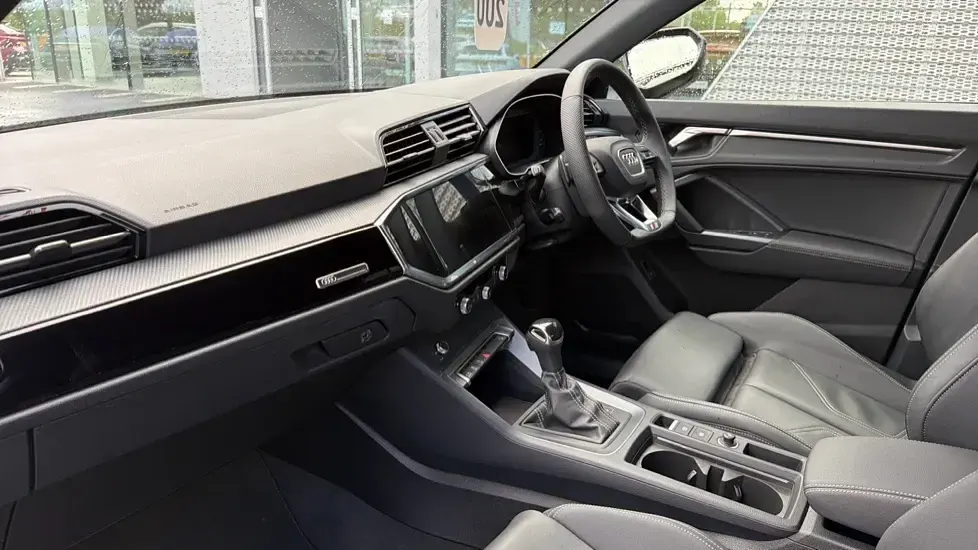 Used Audi Q3 Black Edition 150 HP (110 kW) 2025 Grey SUV