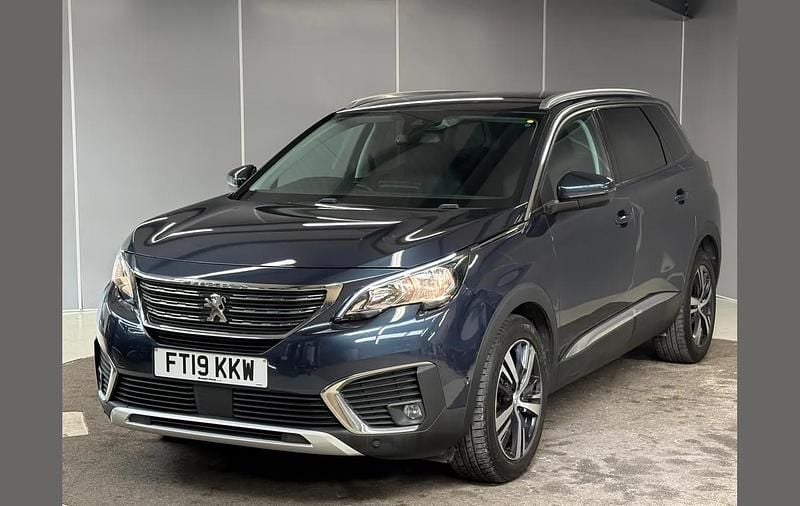 Used Peugeot 5008 Allure 130 HP (95 kW) 2019 Blue SUV