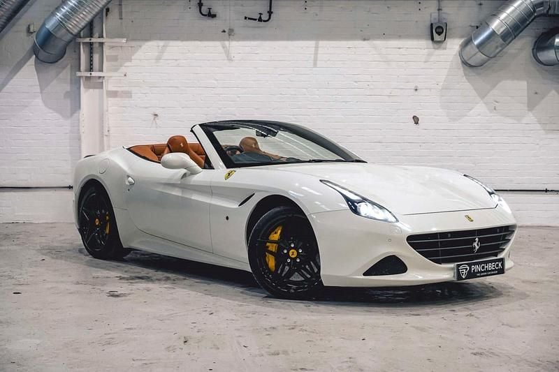 Used Ferrari California 560 HP (411 kW) 2016 White Cabriolet