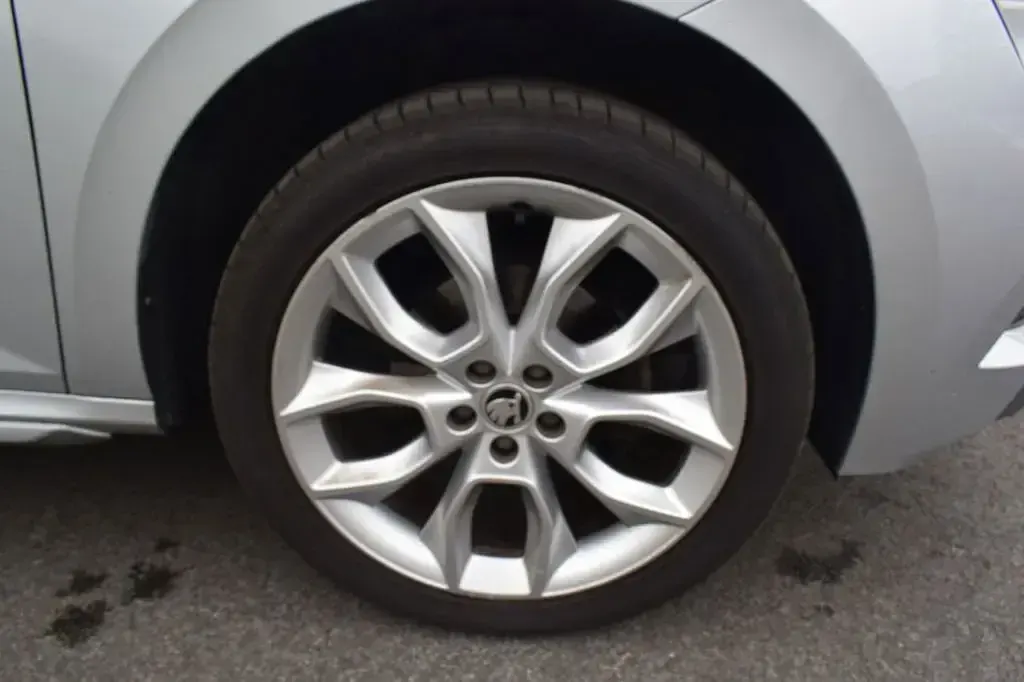 Used Skoda Kamiq SE L 110 HP (80 kW) 2022 Silver SUV
