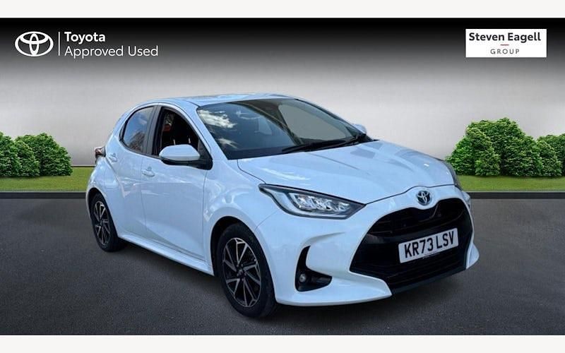 Used Toyota Yaris Hybrid Design 116 HP (85 kW) 2026 Hatchback