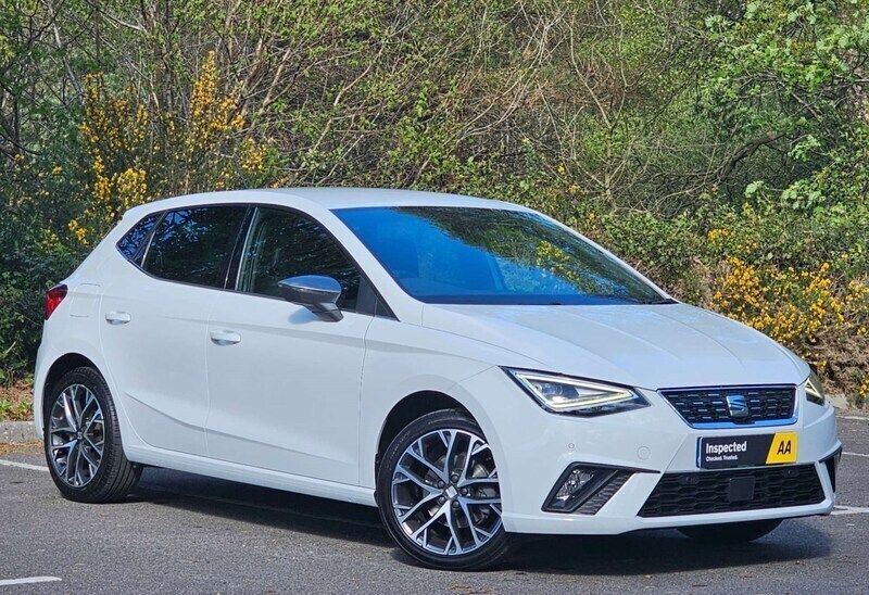 White Used 2022 Seat Ibiza XCELLENCE Hatchback | £11,950 (Fair price) - Image 1/4