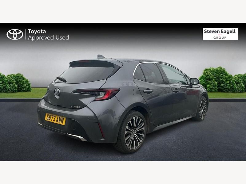 Used Toyota Corolla Design 196 HP (144 kW) 2023 Grey Hatchback