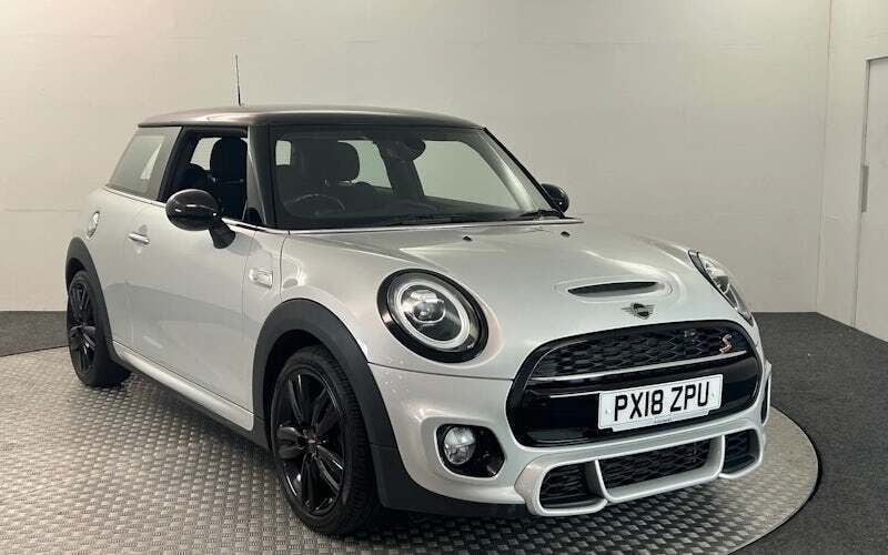 Used 2018 Mini Cooper S Chili Hatchback | £11,320 (Expensive) - Image 1/4