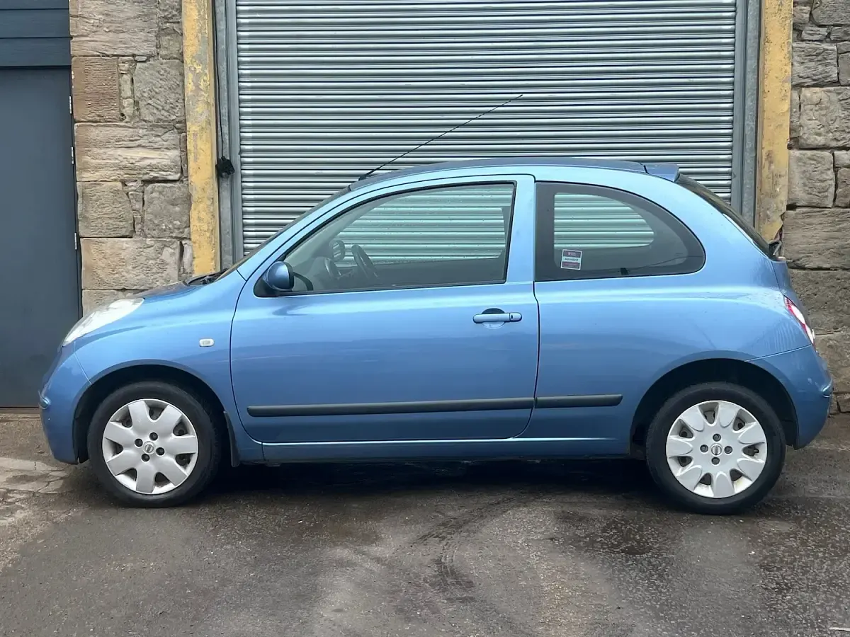 Used Nissan Micra 87 HP (63 kW) 2006 Blue Hatchback