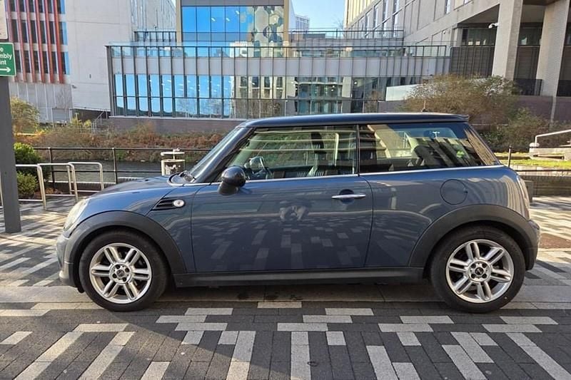 Blue Used 2010 Mini Cooper D Hatch Hatchback | £1,450 (Good price) - Image 1/1