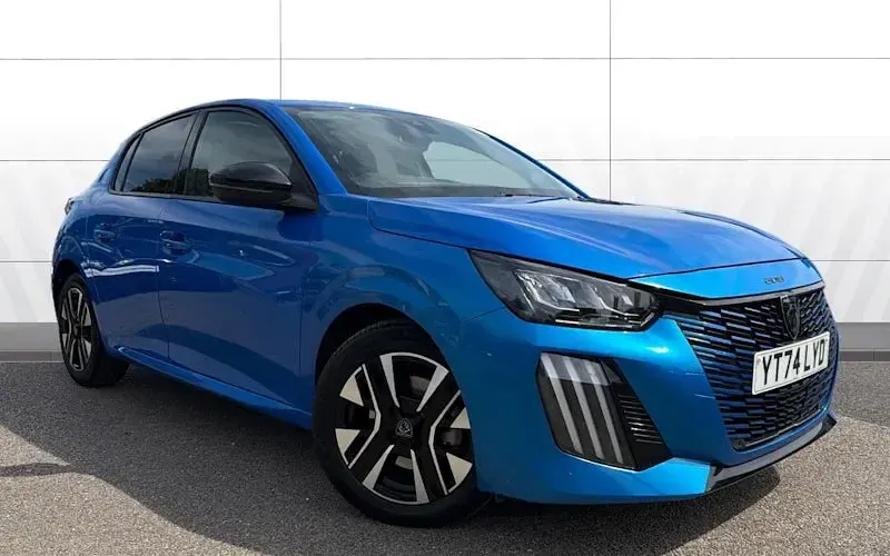 Used Peugeot 208 Allure 102 HP (75 kW) 2024 Hatchback