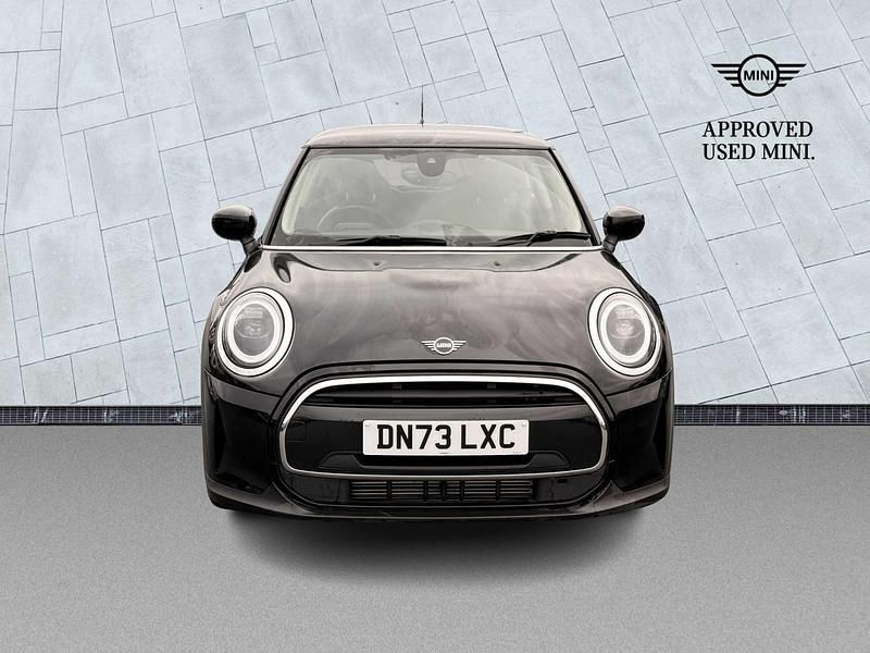 Used Mini Cooper Classic 134 HP (98 kW) 2023 Black Hatchback