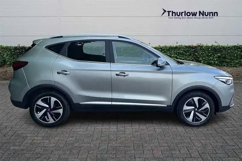 Używany MG ZS Trophy 114 kW (156 KM) 2023 Srebrny SUV