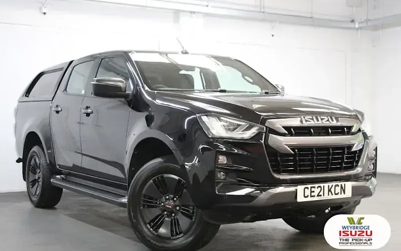 Used Isuzu D-Max 165 HP (121 kW) 2024 Cabriolet