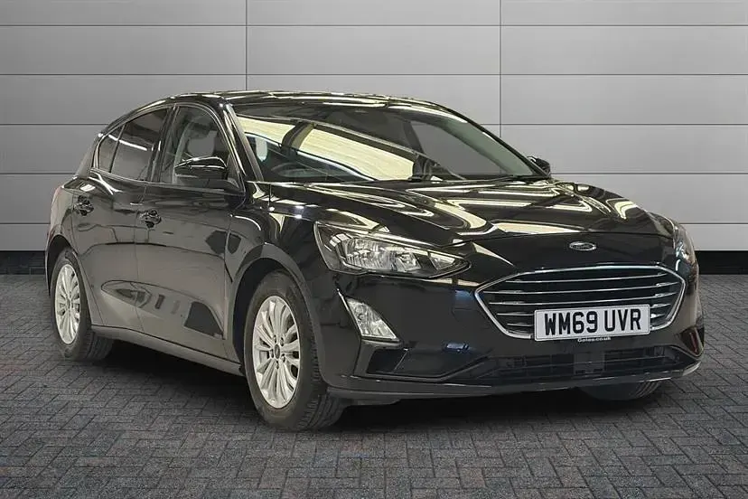 Usado Ford Focus Titanium 125 HP (91 kW) 2020 Preto Citadino
