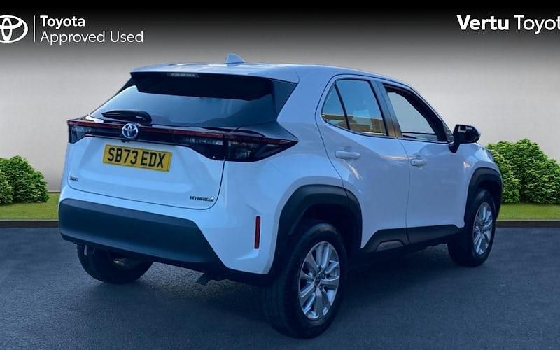 Used Toyota Yaris Hybrid 116 HP (85 kW) 2026 Estate