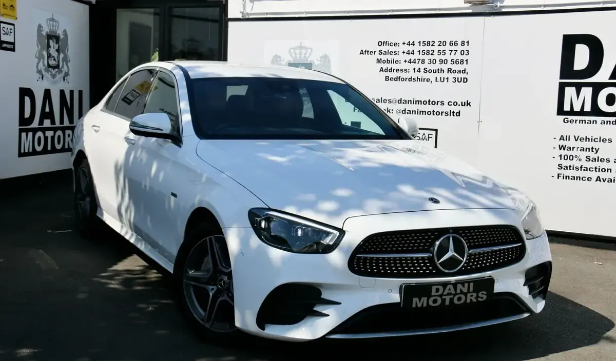 Used Mercedes E300 AMG Line Premium 2021 White Sedan